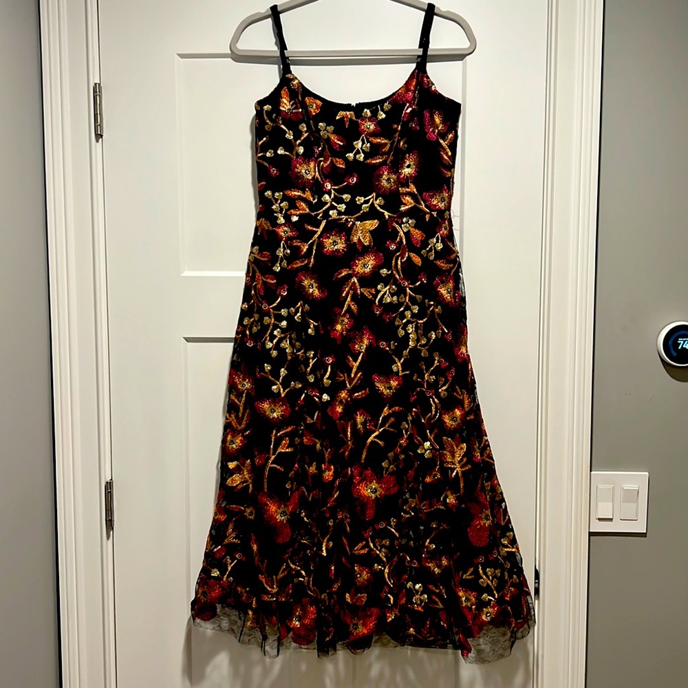Dress The Population Uma dress - Black, gold & floral embroidery